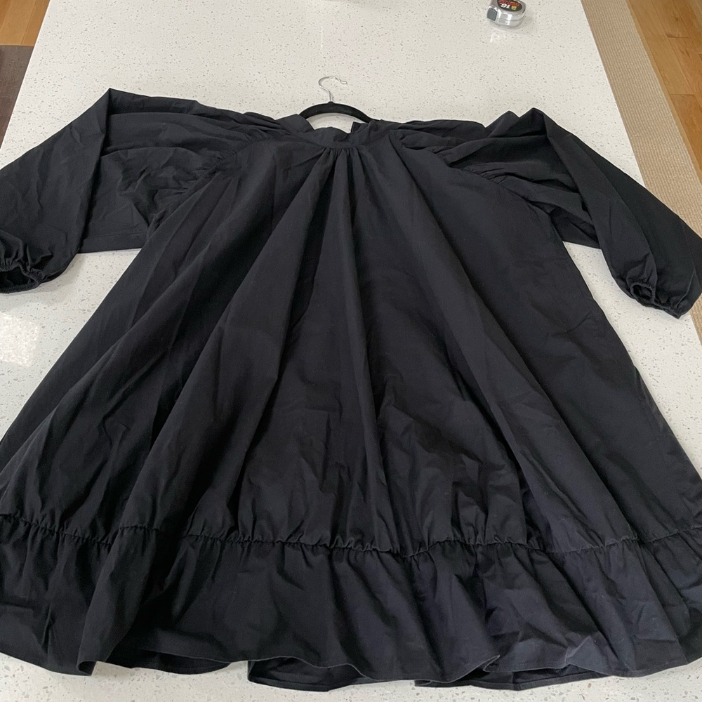 Host & Var Crisp Cotton Dress - Picture 5 of 16